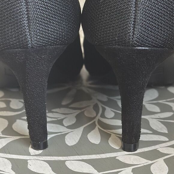 MIA Black Classic Heels with Textured Fabric - Picture 5 of 12